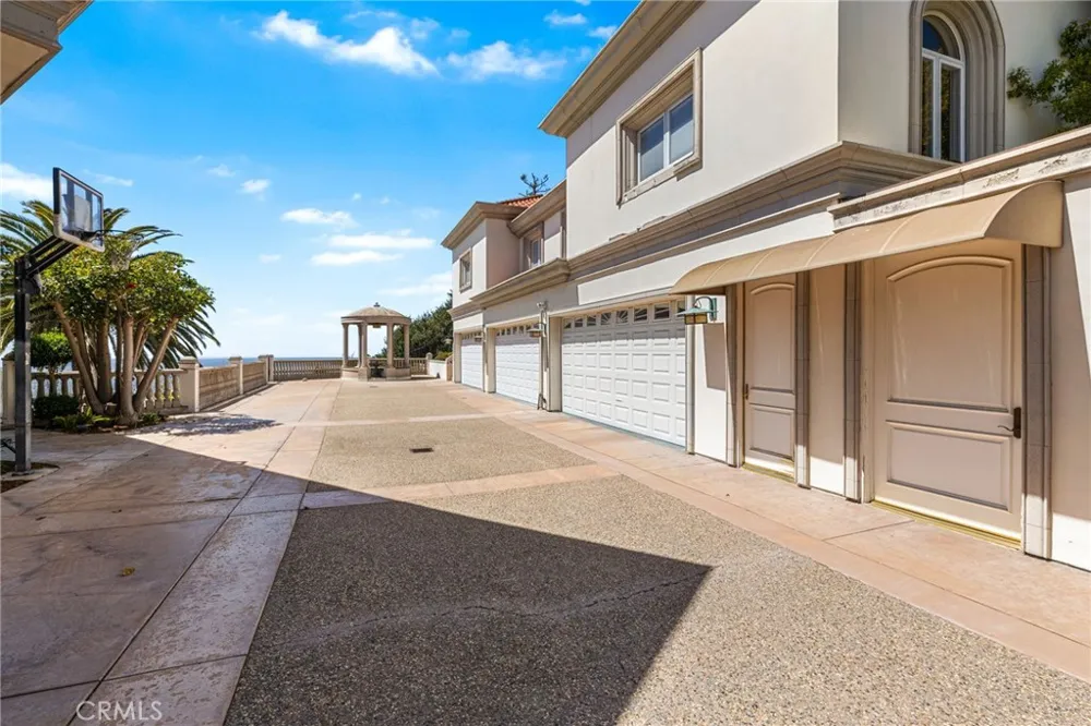 10219 Sunrise Lane North Tustin, CA 92705