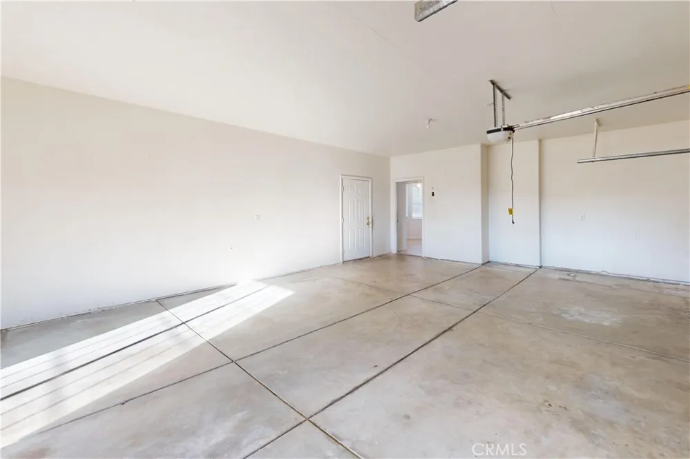 14915 Ramona Road Apple Valley, CA 92307