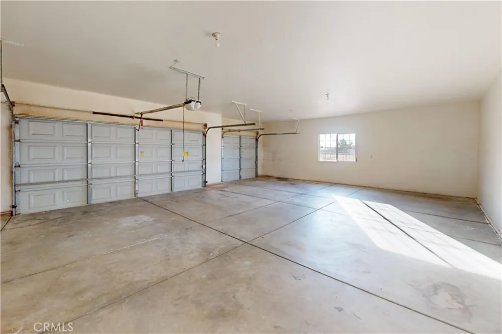14915 Ramona Road Apple Valley, CA 92307