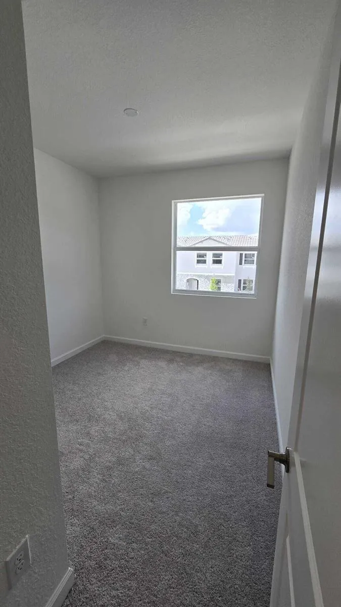 1124 SE 3rd Street Florida City, FL 33034