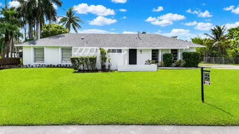 18465 SW 89th Ct