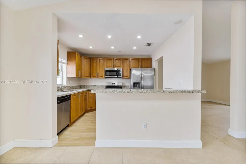 18465 SW 89th Ct Cutler Bay, FL 33157