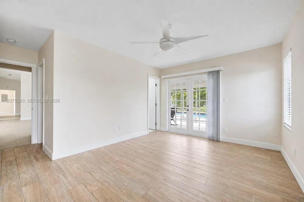 18465 SW 89th Ct Cutler Bay, FL 33157
