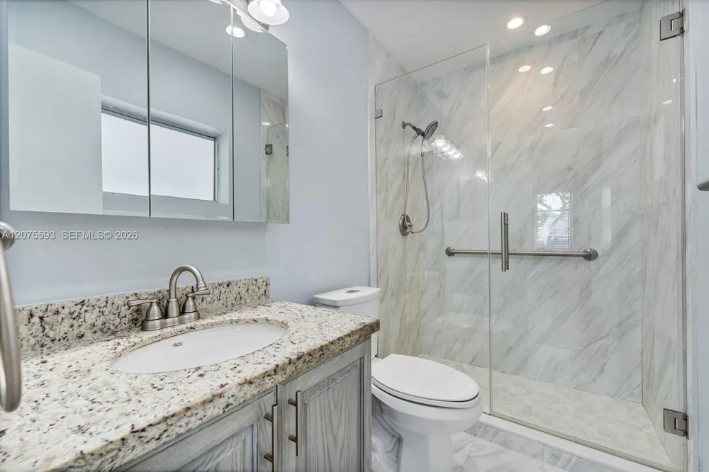 18465 SW 89th Ct Cutler Bay, FL 33157