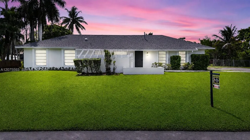 18465 SW 89th Ct Cutler Bay, FL 33157
