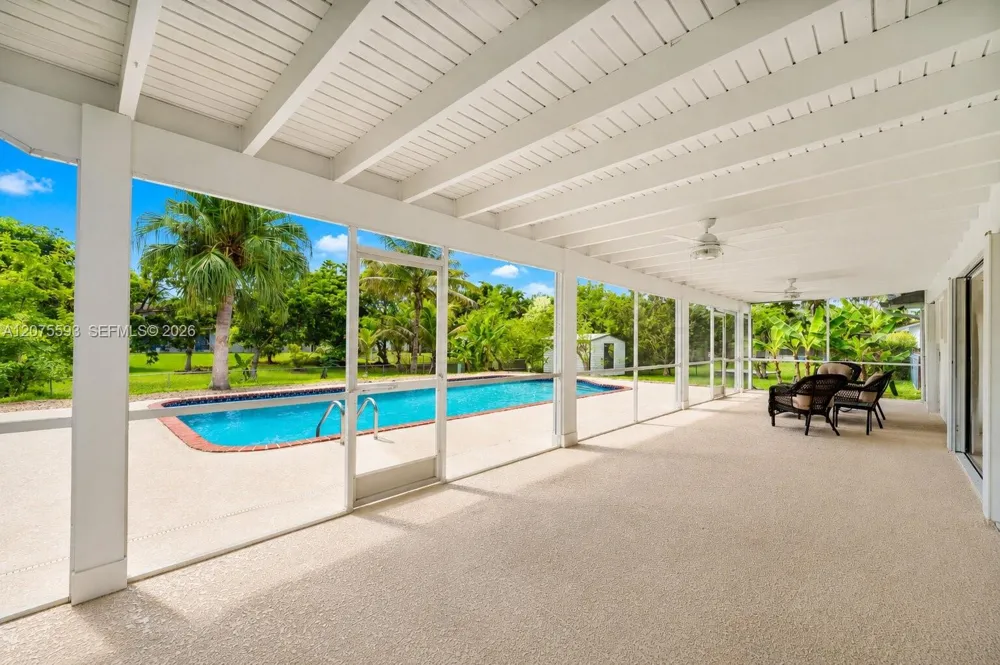 18465 SW 89th Ct Cutler Bay, FL 33157
