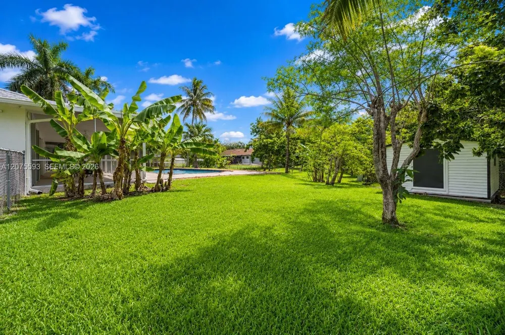 18465 SW 89th Ct Cutler Bay, FL 33157
