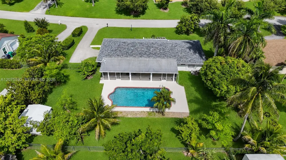 18465 SW 89th Ct Cutler Bay, FL 33157