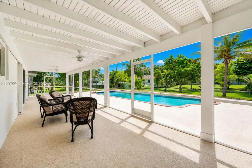 18465 SW 89th Ct Cutler Bay, FL 33157
