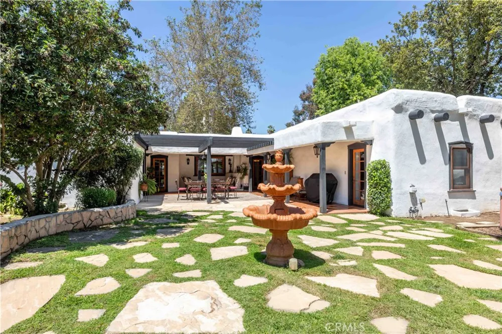 1615 Halsey Street Redlands, CA 92373