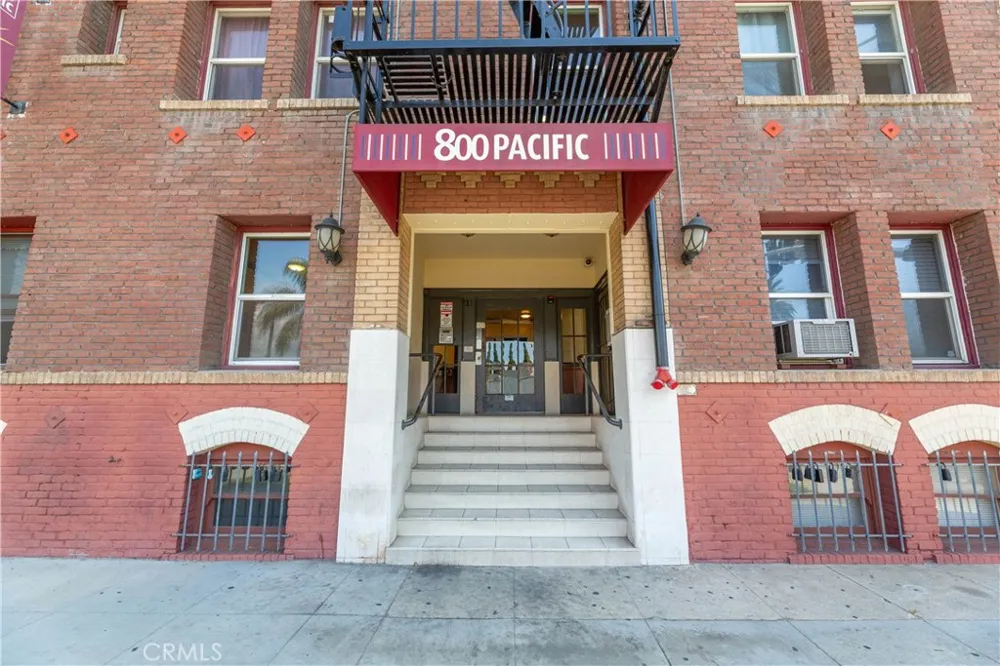800 Pacific Avenue #305 Long Beach, CA 90813