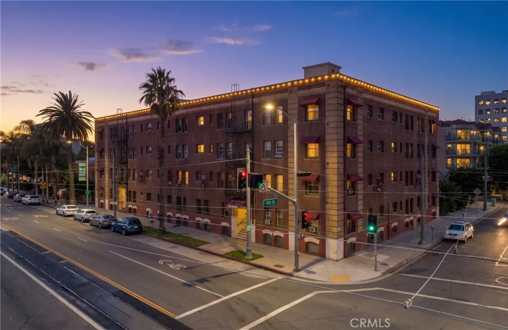800 Pacific Avenue #305 Long Beach, CA 90813