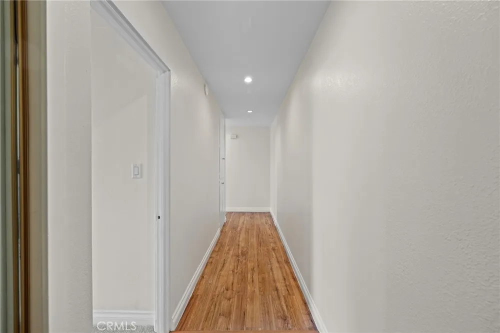 1187 E 3rd #202 Long Beach, CA 90802