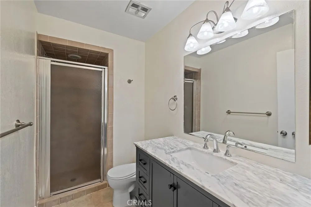1187 E 3rd #202 Long Beach, CA 90802