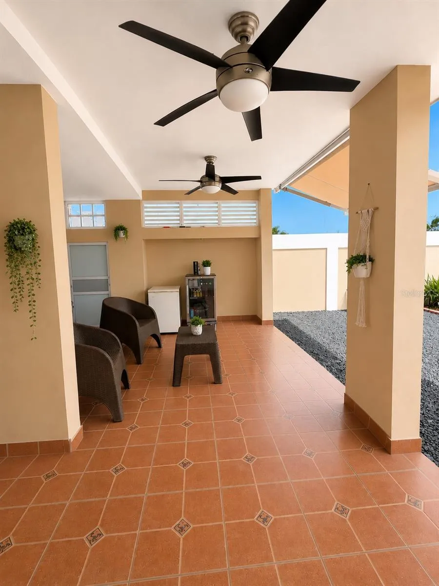 CALLE ESMERALDA URB GUAYAMA  VALLEY #110 Guayama, PR 00784