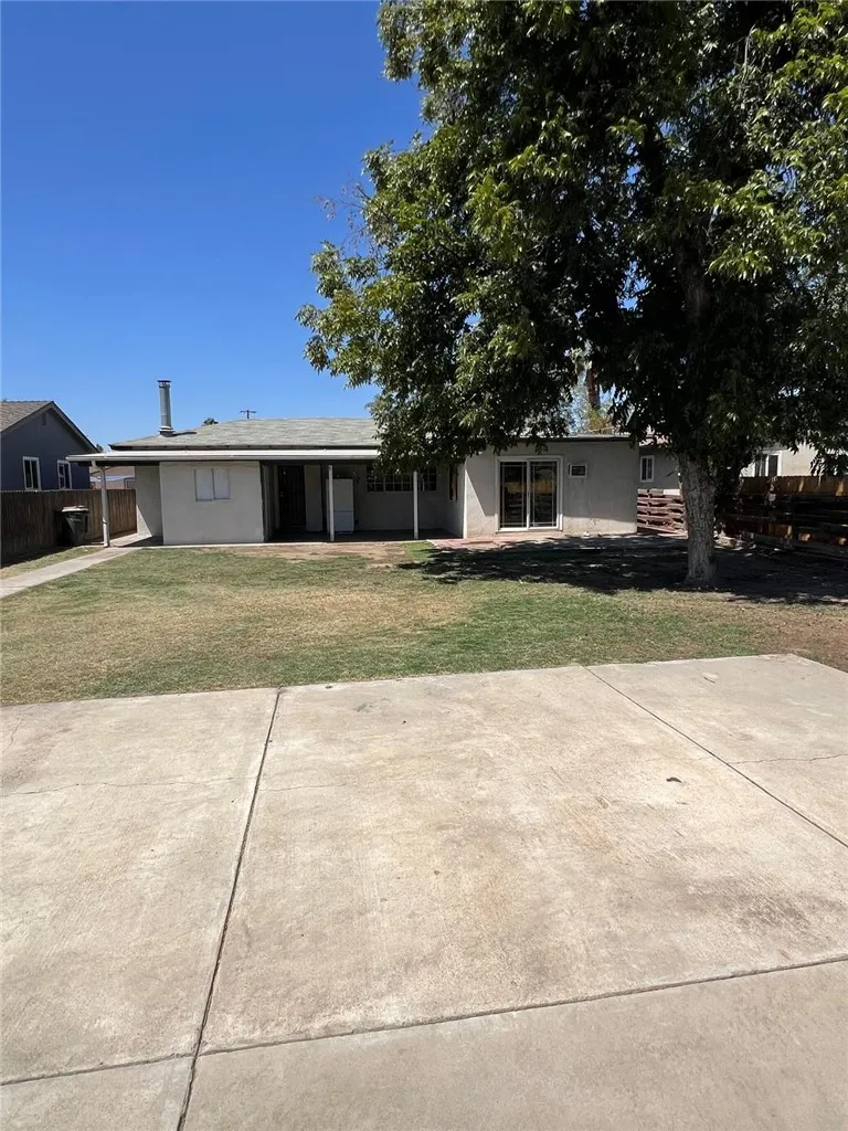 3216 Laurel Bakersfield, CA 93304