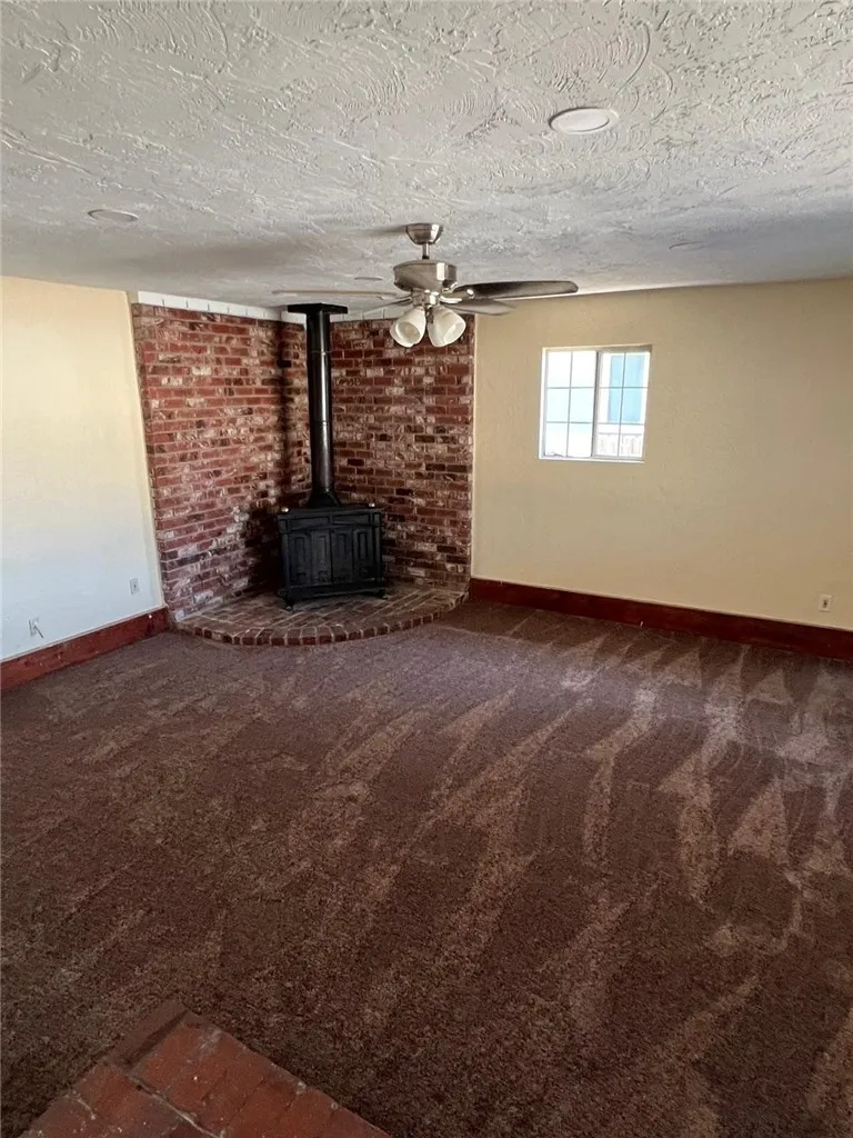 3216 Laurel Bakersfield, CA 93304