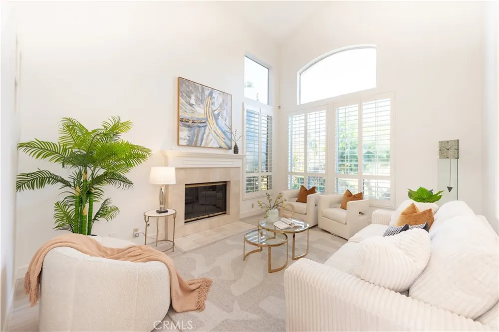 18817 Jeffrey Avenue Cerritos, CA 90703