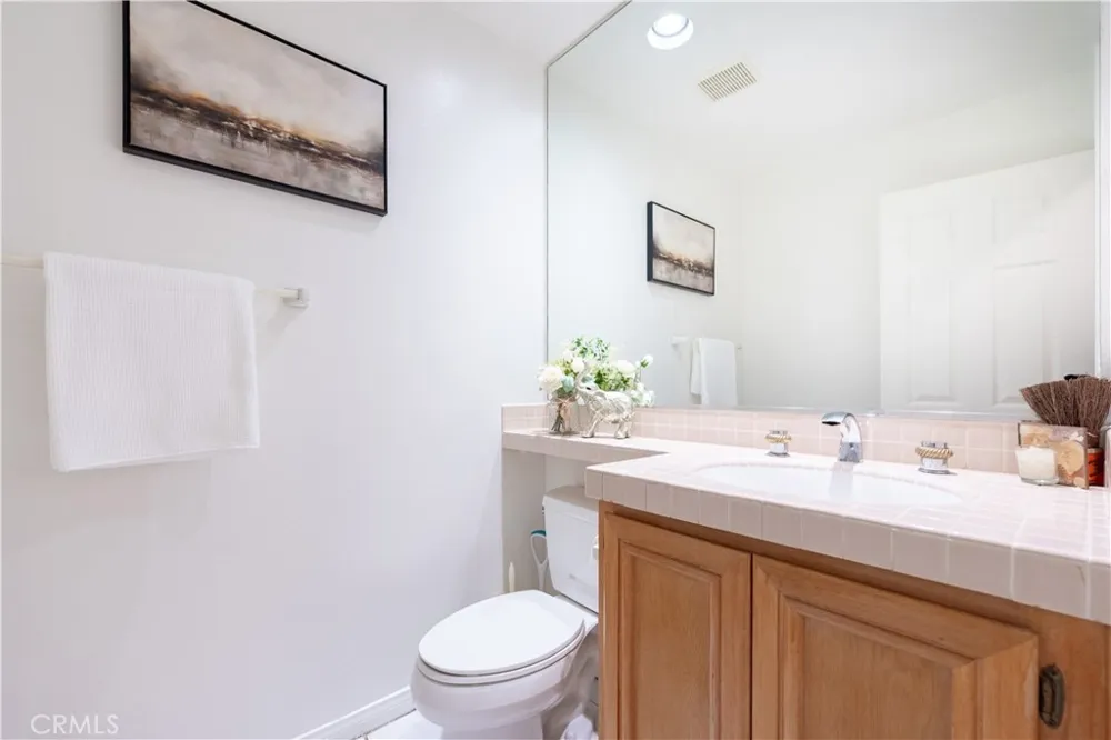 18817 Jeffrey Avenue Cerritos, CA 90703