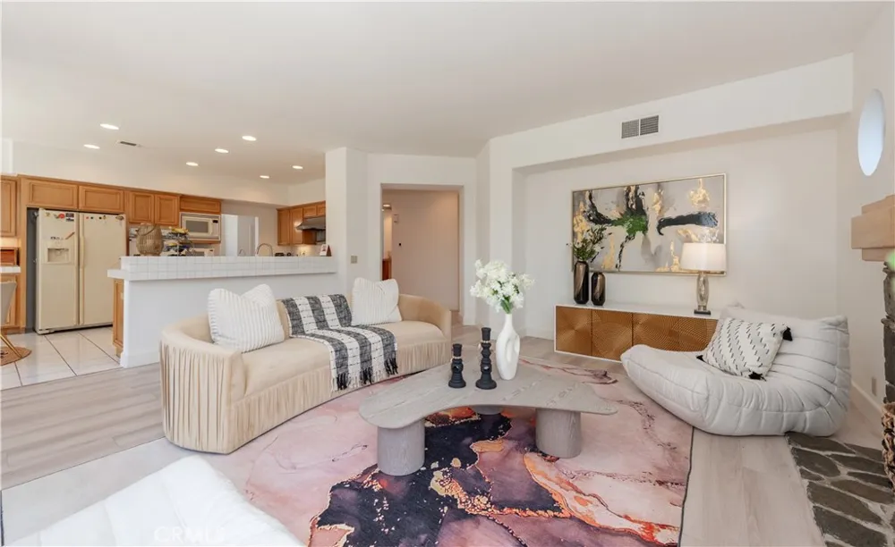 18817 Jeffrey Avenue Cerritos, CA 90703