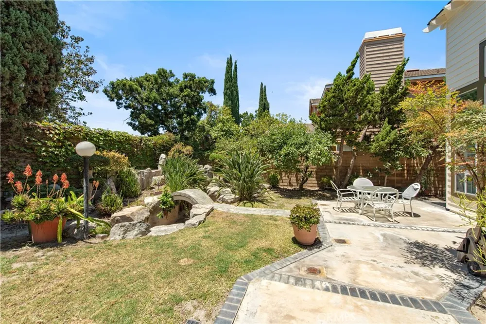 18817 Jeffrey Avenue Cerritos, CA 90703