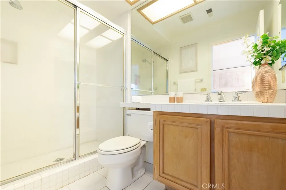 18817 Jeffrey Avenue Cerritos, CA 90703
