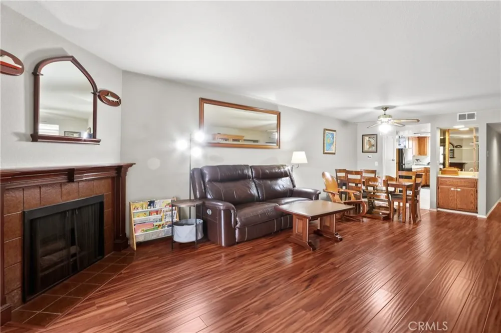 2101 E 21st #102 Signal Hill, CA 90755