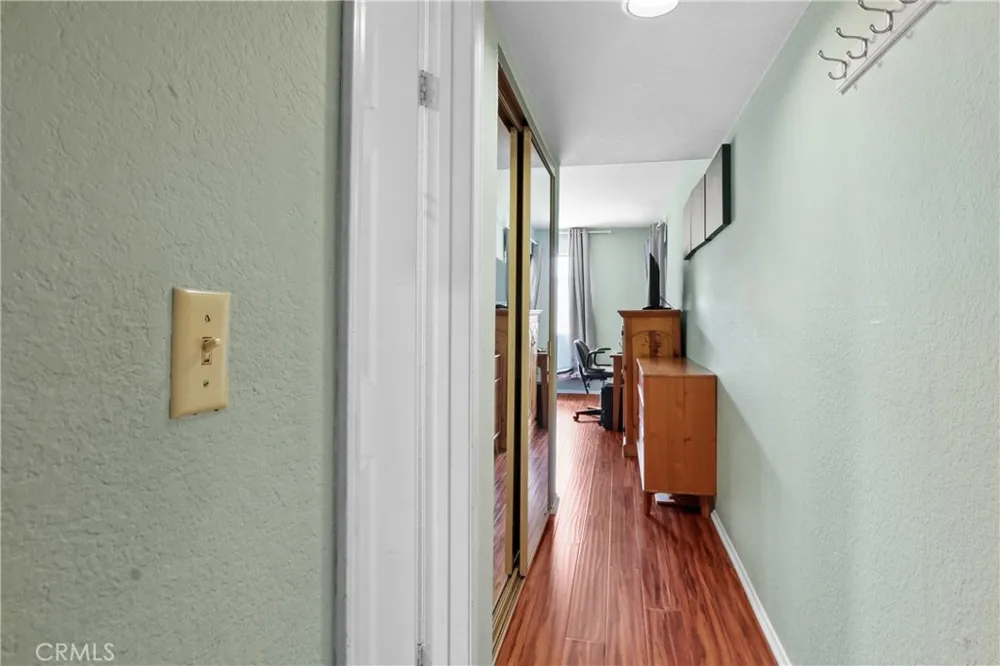 2101 E 21st #102 Signal Hill, CA 90755