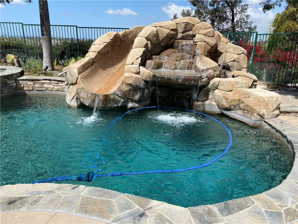 9 Lost Canyon Rancho Santa Margarita, CA 92688