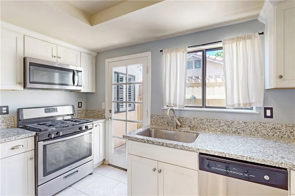 27827 Cannon Drive Menifee, CA 92585