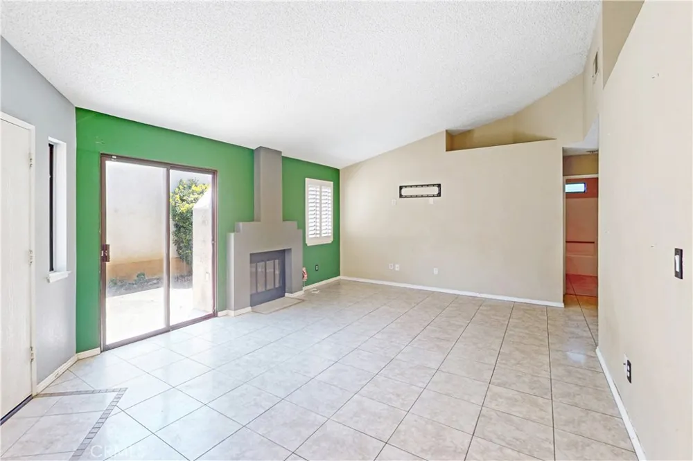 27827 Cannon Drive Menifee, CA 92585