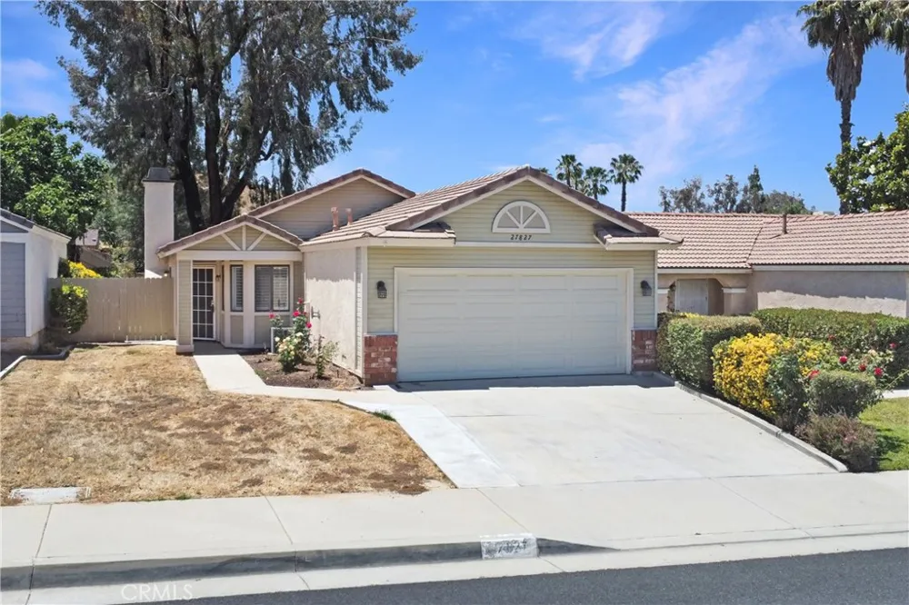 27827 Cannon Drive Menifee, CA 92585