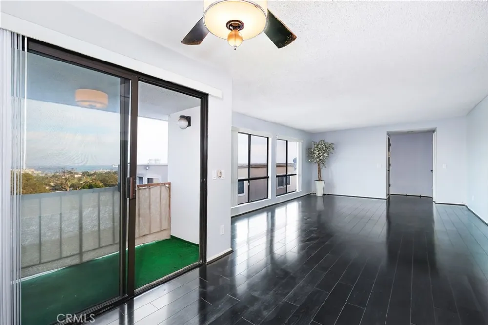 665 W 24th #315 San Pedro, CA 90731