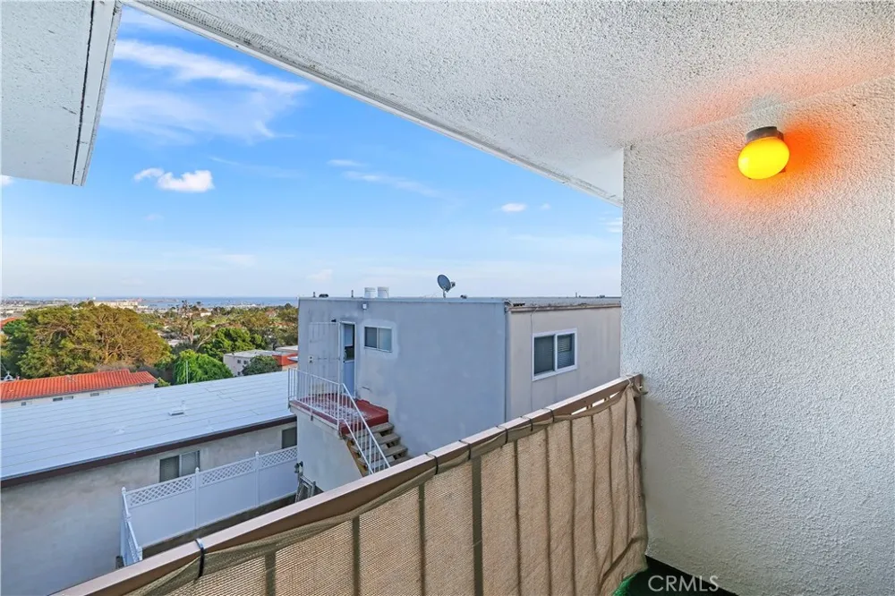 665 W 24th #315 San Pedro, CA 90731
