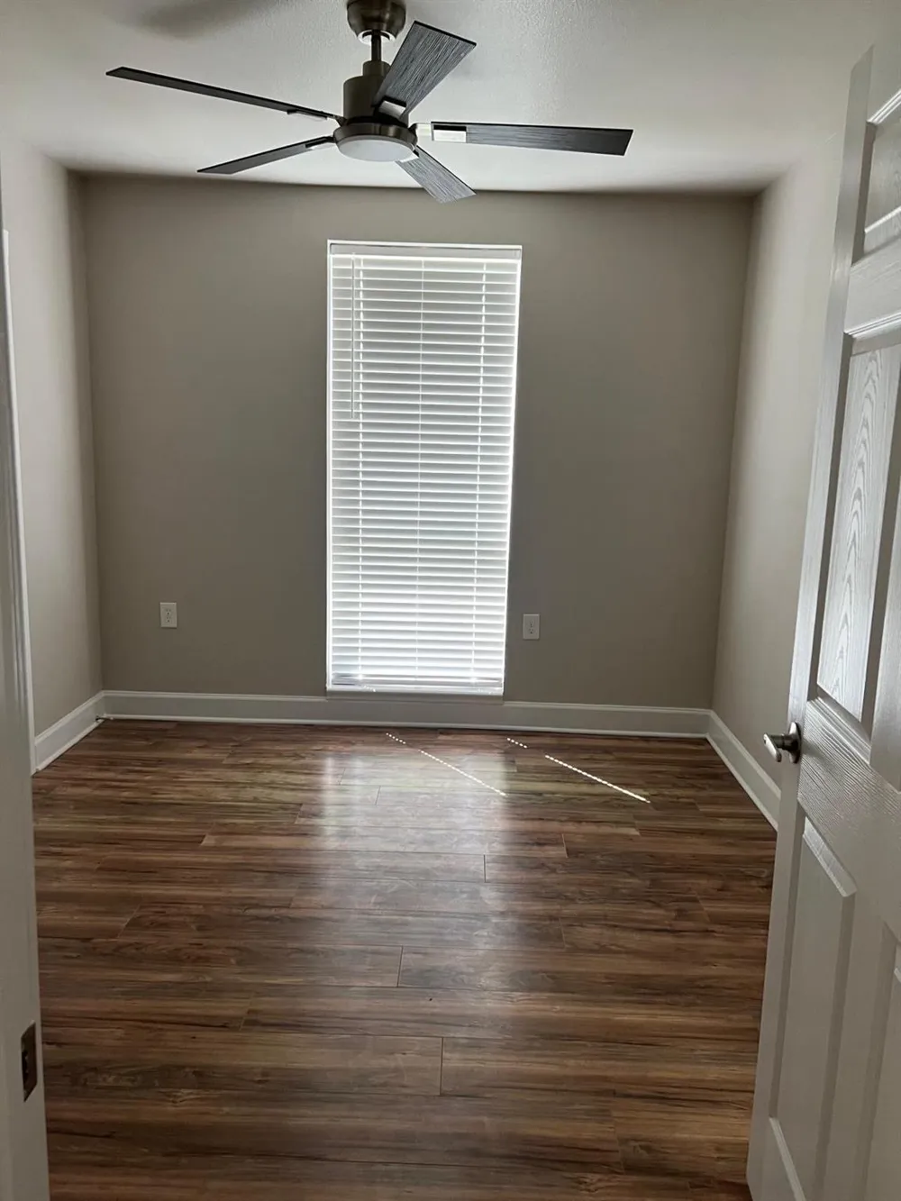 1098 Pecan Valley Drive Wharton, TX 77488