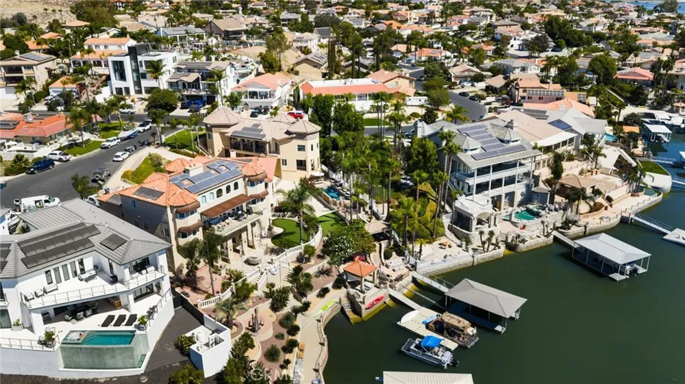 29710 Buggywhip Court Canyon Lake, CA 92587