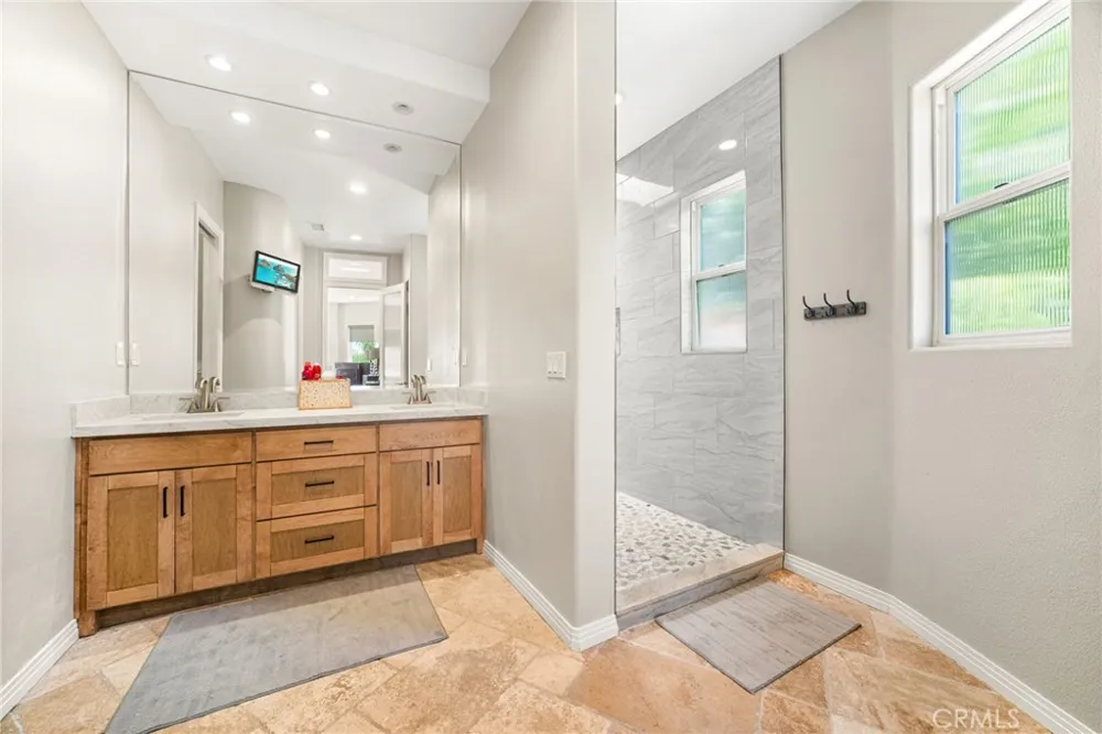 29710 Buggywhip Court Canyon Lake, CA 92587