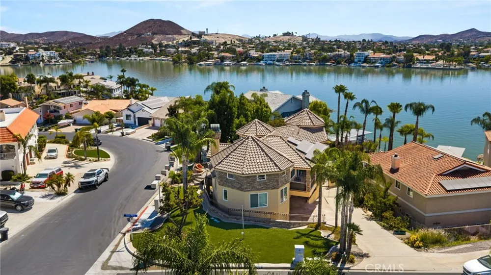 29710 Buggywhip Court Canyon Lake, CA 92587