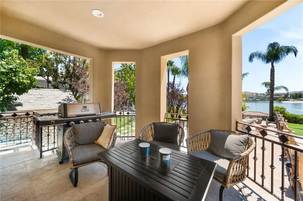 29710 Buggywhip Court Canyon Lake, CA 92587