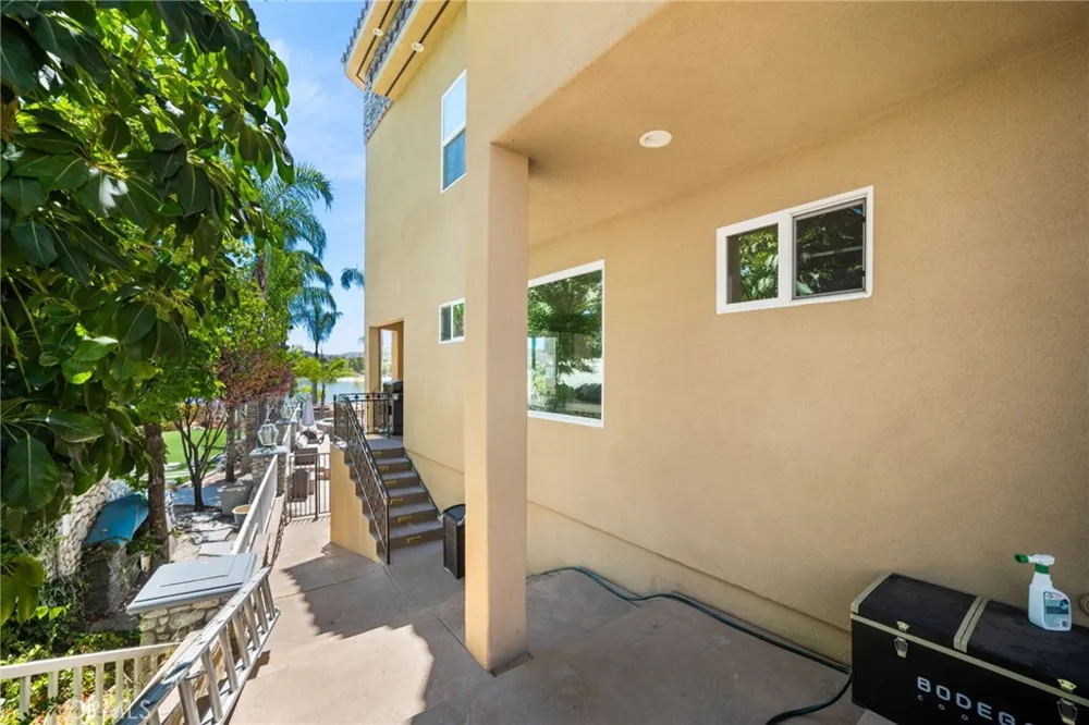 29710 Buggywhip Court Canyon Lake, CA 92587