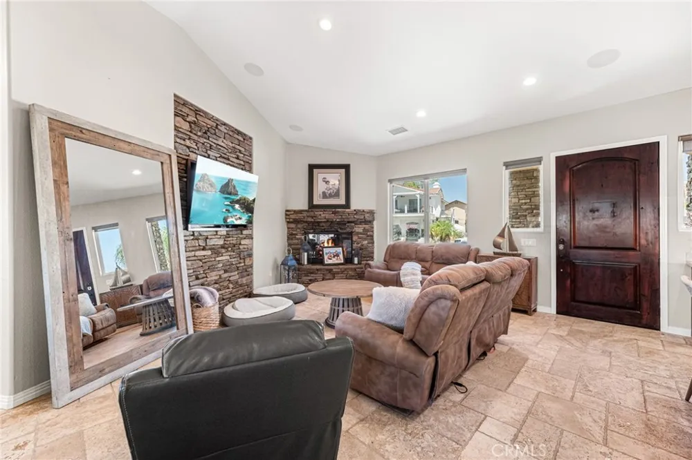 29710 Buggywhip Court Canyon Lake, CA 92587