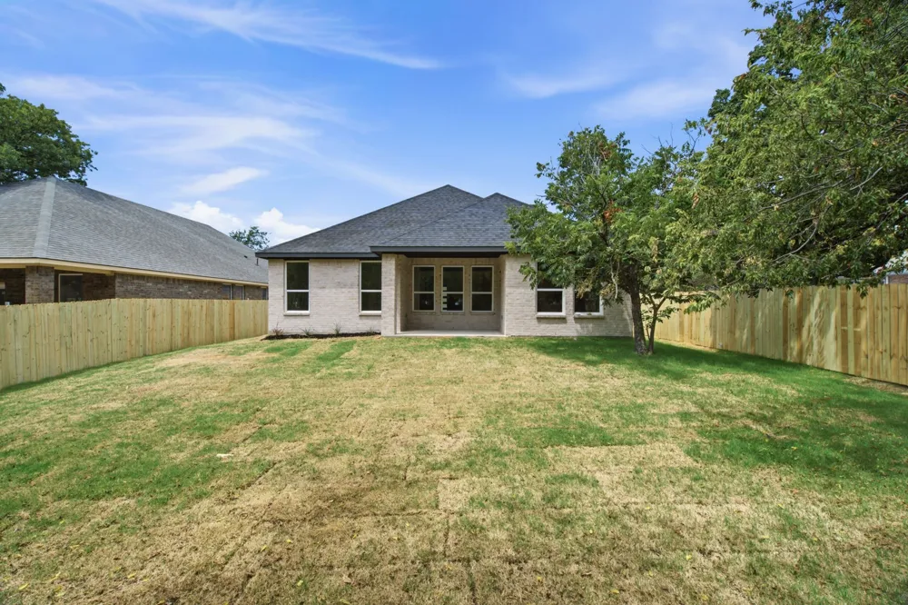 205 Bullard Street Weatherford, TX 76086
