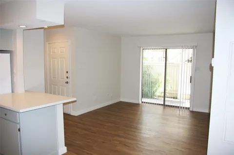 2750 Holly Hall Street #309