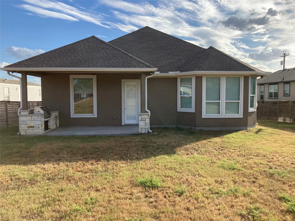 227 Margarita Drive Dale, TX 78616