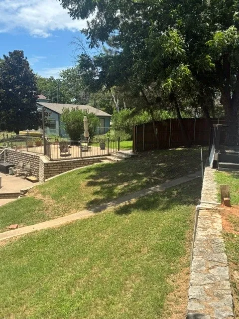 2800 Galaxy Street Granbury, TX 76049