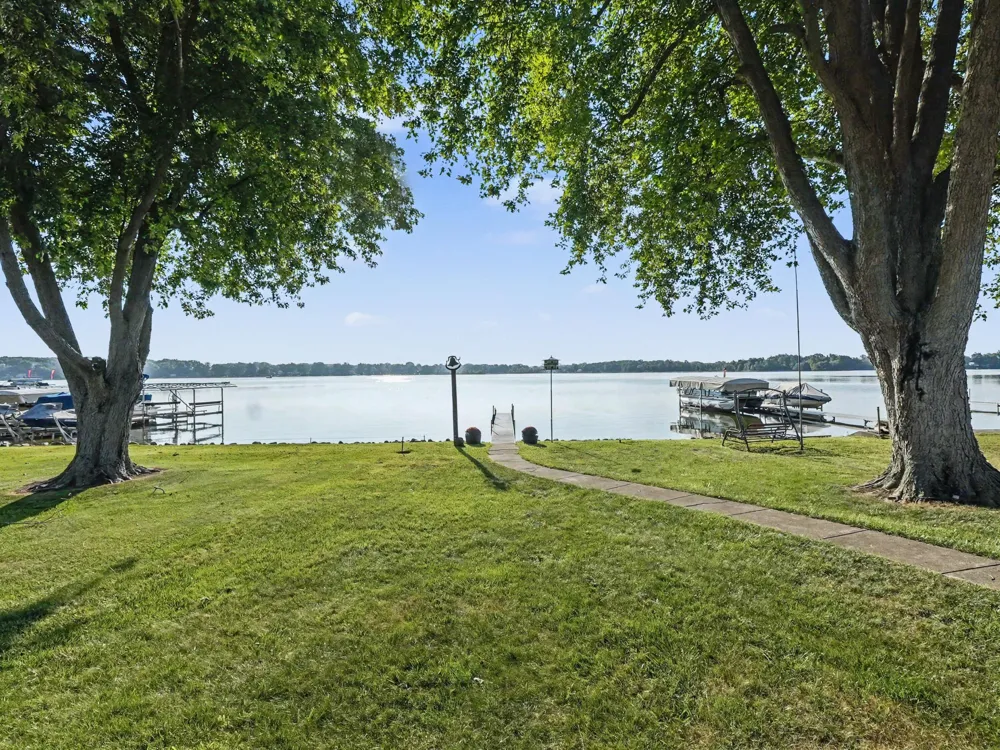 163 Lakeside Drive Quincy Township, MI 49082