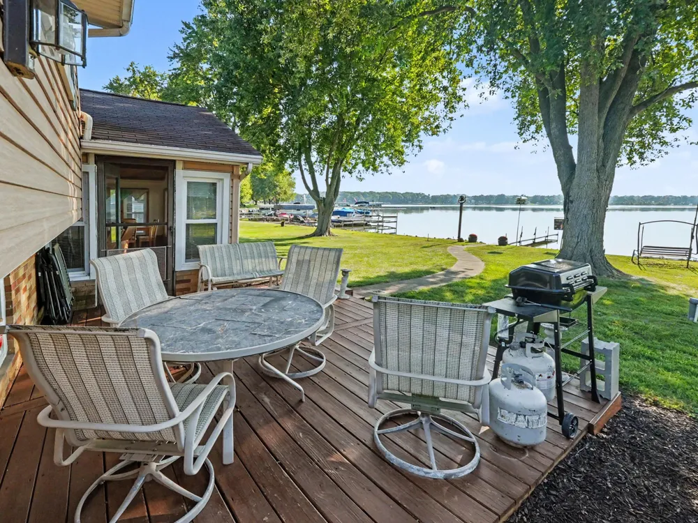 163 Lakeside Drive Quincy Township, MI 49082
