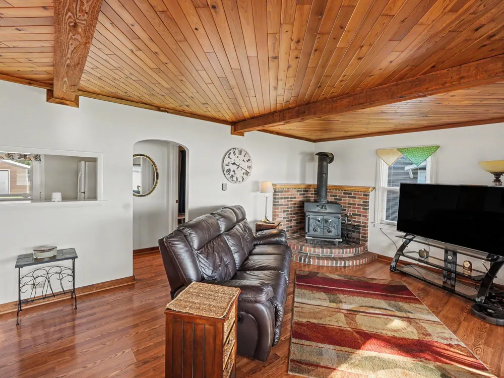 163 Lakeside Drive Quincy Township, MI 49082