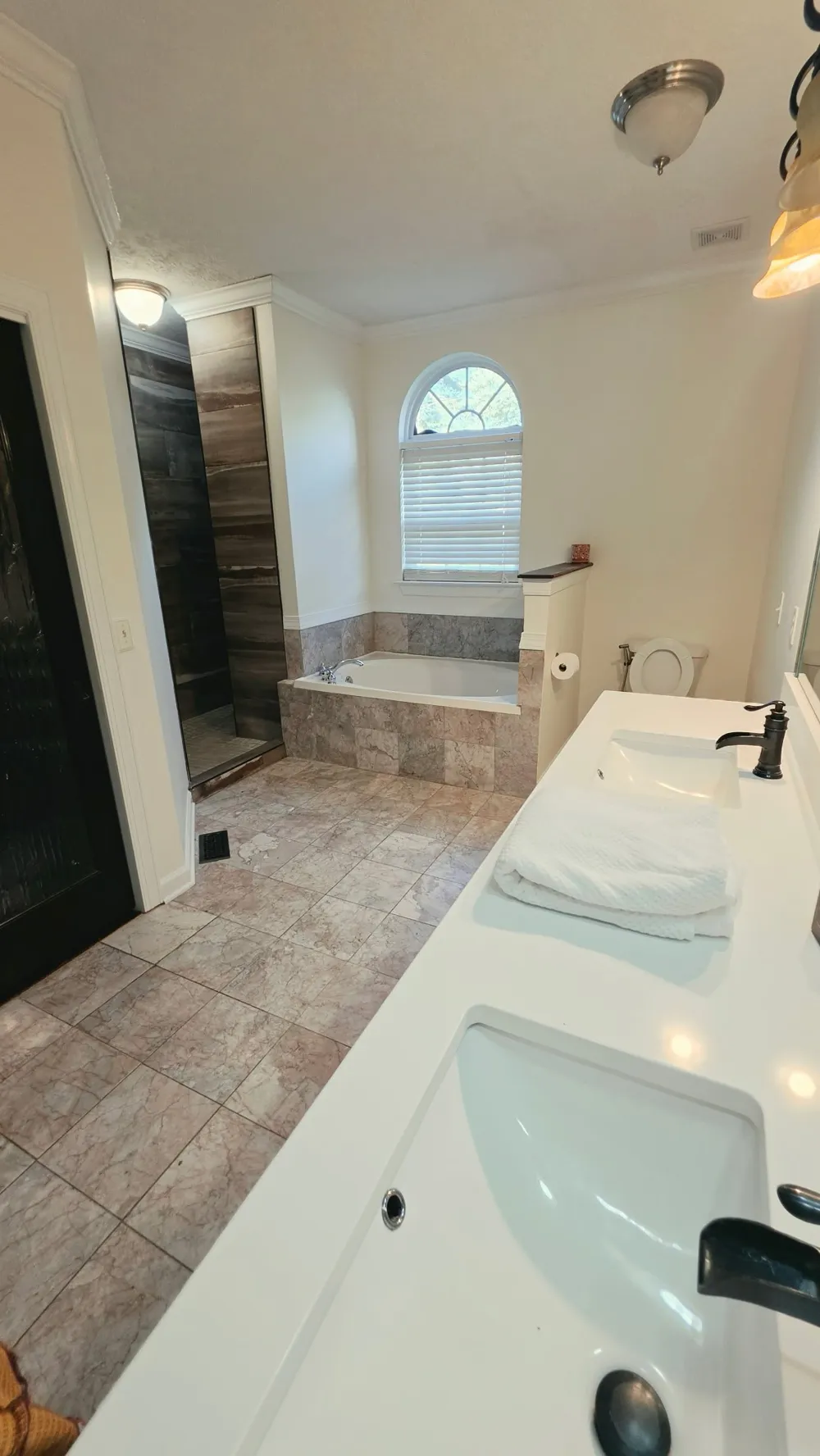 6182 New Hope Rd Hermitage, TN 37076