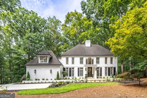 5585 Silver Ridge DR